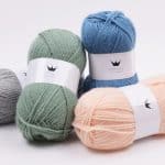 acrylic-yarn